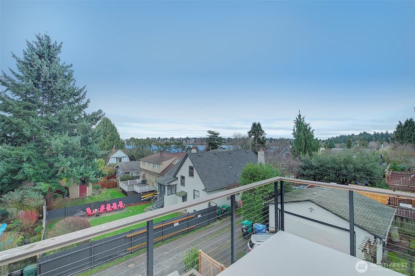 Property photo for 7008 Linden Avenue N, Seattle photo 15