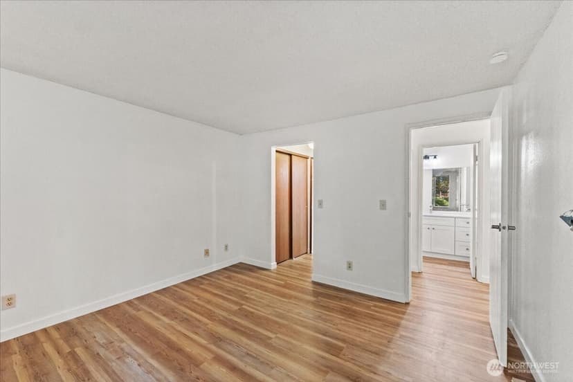 Property photo for 149 S 329th Place #A5, Federal Way photo 18