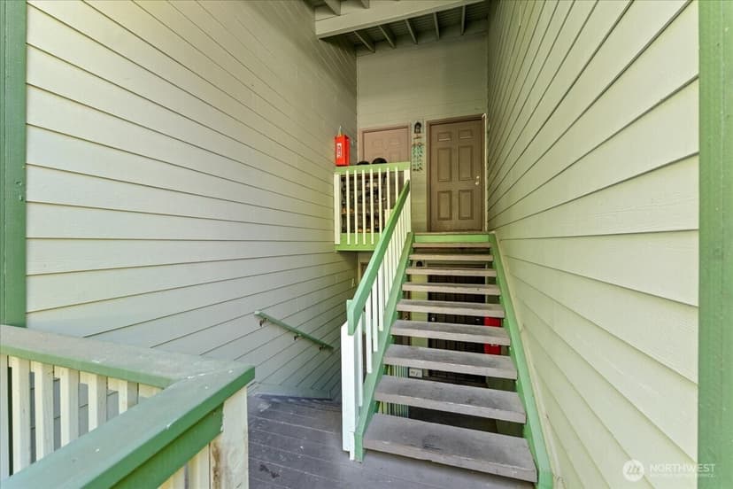 Property photo for 149 S 329th Place #A5, Federal Way photo 32