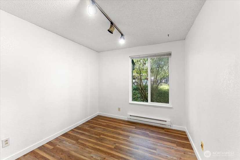Property photo for 149 S 329th Place #A5, Federal Way photo 15