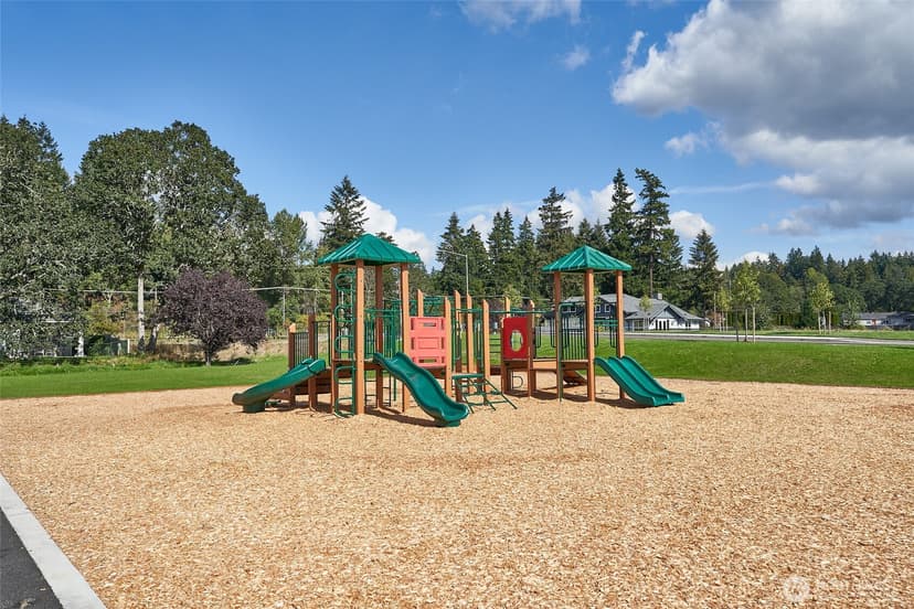 Property photo for 13875 16th Avenue E #91, Tacoma photo 24