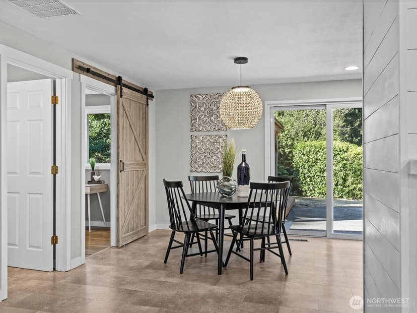 Property photo for 22628 87th Avenue W, Edmonds photo 10