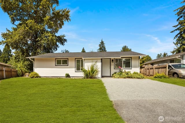 Property photo for 12113 SE 319th Pl, Auburn