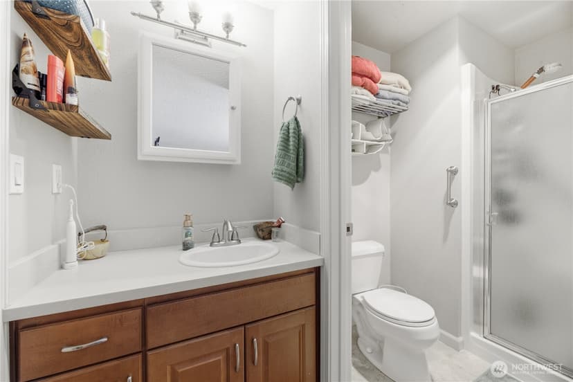 Property photo for 7309 N Skyview Place #F204, Tacoma photo 17