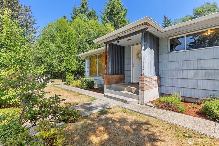 Property photo for 1087 Baby Doll Road E, Port Orchard photo 4