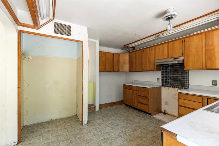 Property photo for 1087 Baby Doll Road E, Port Orchard photo 10