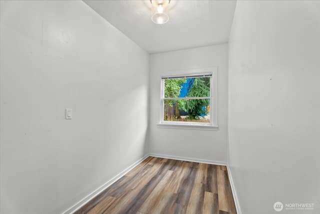 Property photo for 5509 Kensington Place N, Seattle photo 5