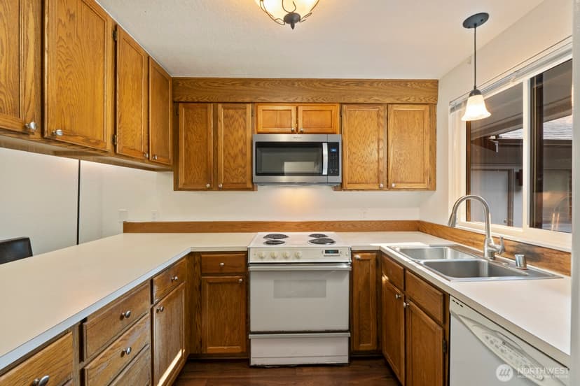 Property photo for 7730 196th Street SW #10, Edmonds photo 6