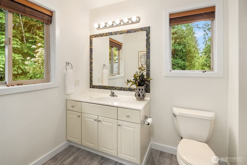 Property photo for 211 210th Avenue NE, Sammamish photo 17