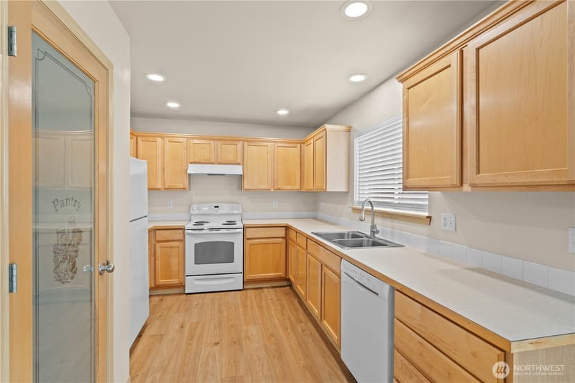 Property photo for 6316 119th St E, Puyallup photo 10