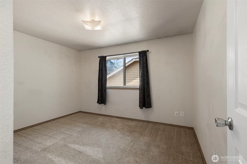 Property photo for 7337 E Patricia Street, Port Orchard photo 19