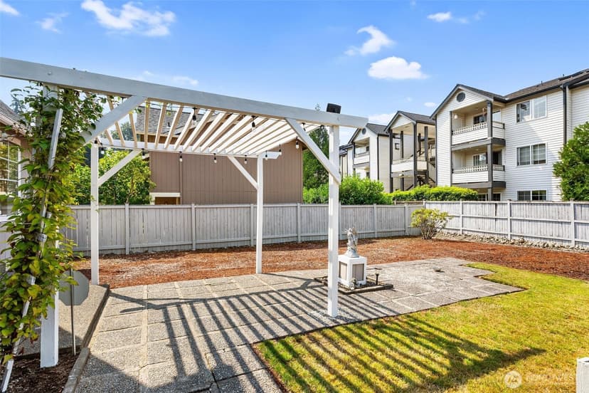 Property photo for 10914 SE 169th Place, Renton photo 19