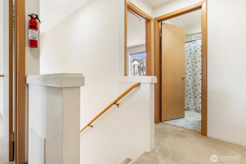 Property photo for 10914 SE 169th Place, Renton photo 10