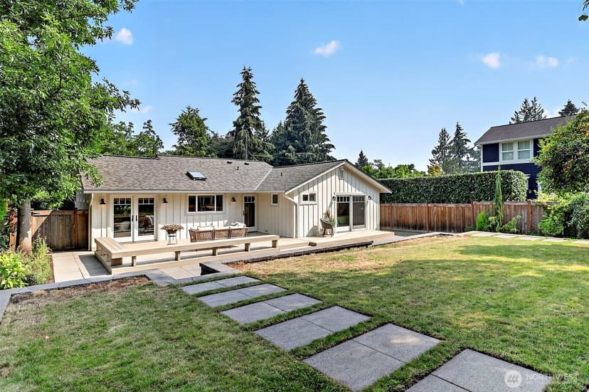 Property photo for 7247 SE 29th Street, Mercer Island photo 35