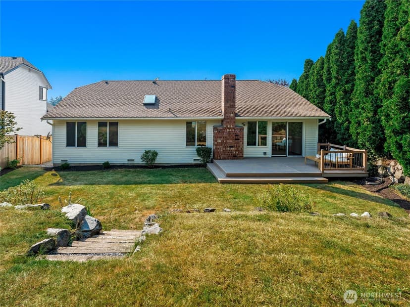 Property photo for 1812 Lumley Avenue, Mukilteo photo 37
