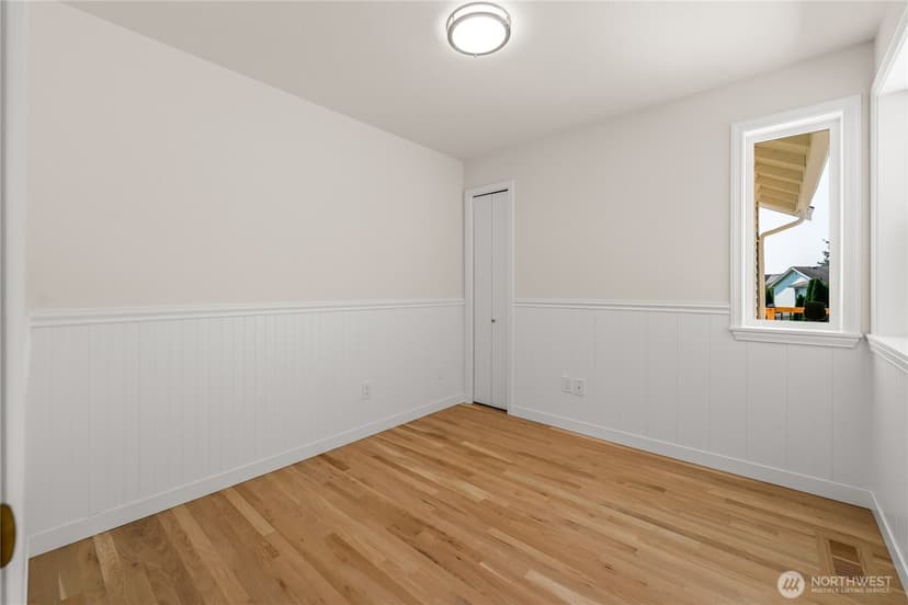 Property photo for 1812 Lumley Avenue, Mukilteo photo 30