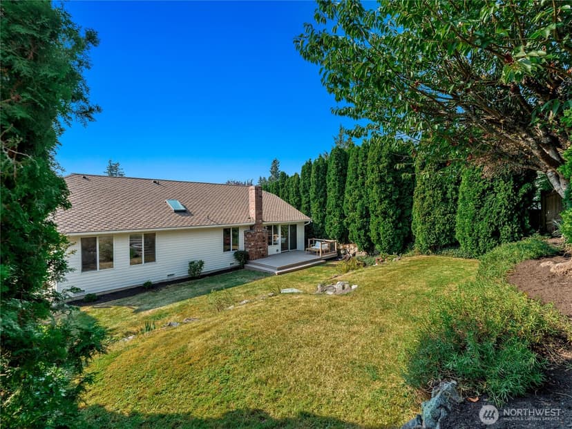 Property photo for 1812 Lumley Avenue, Mukilteo photo 35