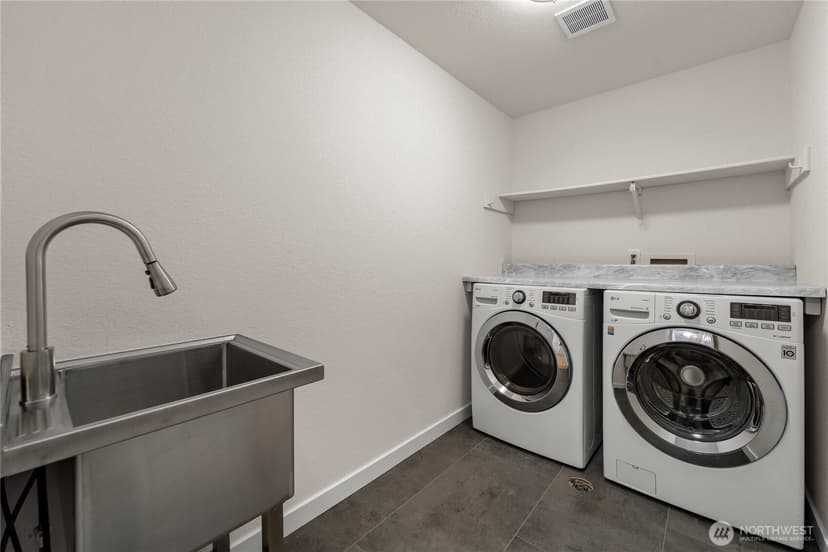 Property photo for 1812 Lumley Avenue, Mukilteo photo 26