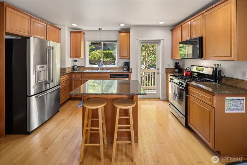 Property photo for 226 B 26th Avenue E, Seattle photo 9