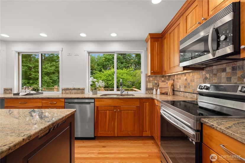 Property photo for 14821 104th Avenue NE, Bothell photo 13