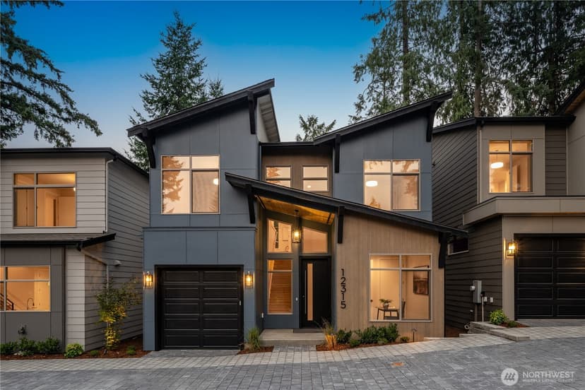 Property photo for 12315 NE 70th Lane, Kirkland