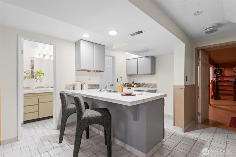 Property photo for 1871 N Skyline Drive, Tacoma photo 30