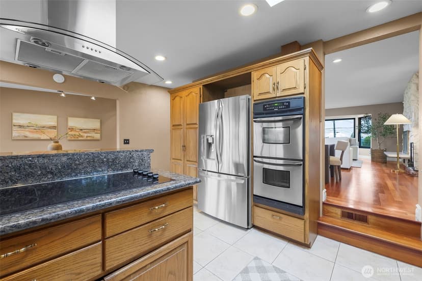Property photo for 1871 N Skyline Drive, Tacoma photo 10
