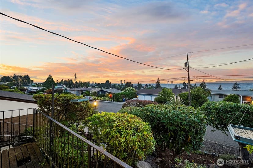Property photo for 1871 N Skyline Drive, Tacoma photo 38