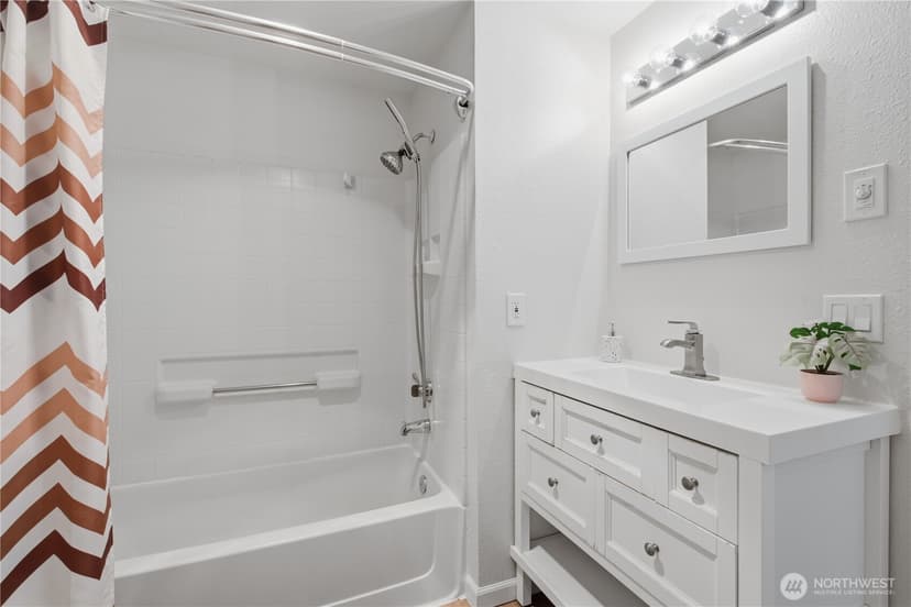 Property photo for 12611 109th CT NE #J202, Kirkland photo 21