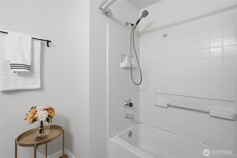 Property photo for 12611 109th CT NE #J202, Kirkland photo 13