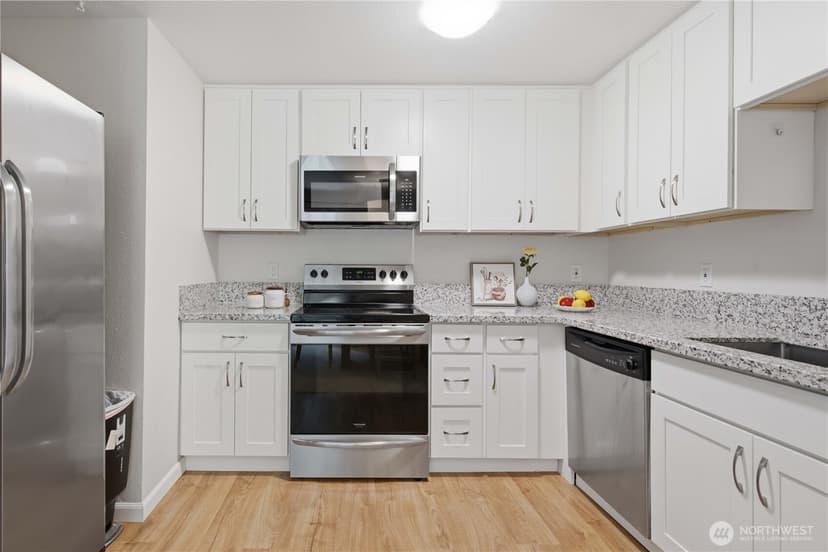 Property photo for 12611 109th CT NE #J202, Kirkland photo 9