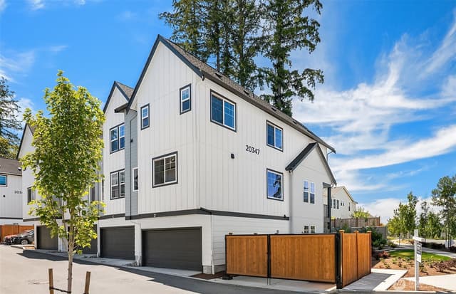 Property photo for 20347 90th Drive NE #D, Bothell photo 2