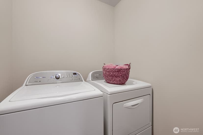 Property photo for 2405 192nd Place SW, Lynnwood photo 17