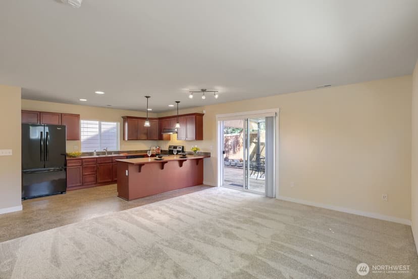 Property photo for 2405 192nd Place SW, Lynnwood photo 5