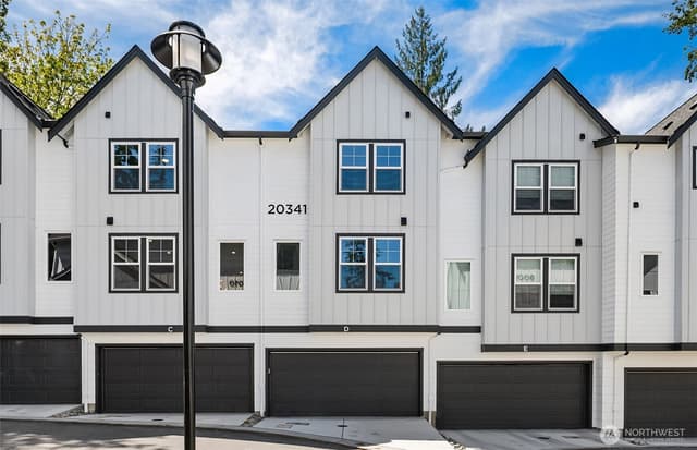Property photo for 20341 90th Drive NE #D, Bothell photo 2