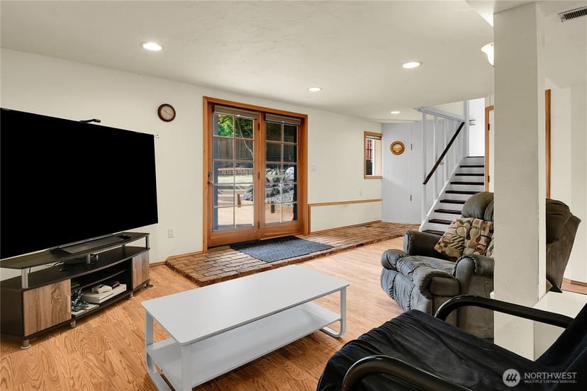 Property photo for 3126 170th Street SW, Lynnwood photo 10