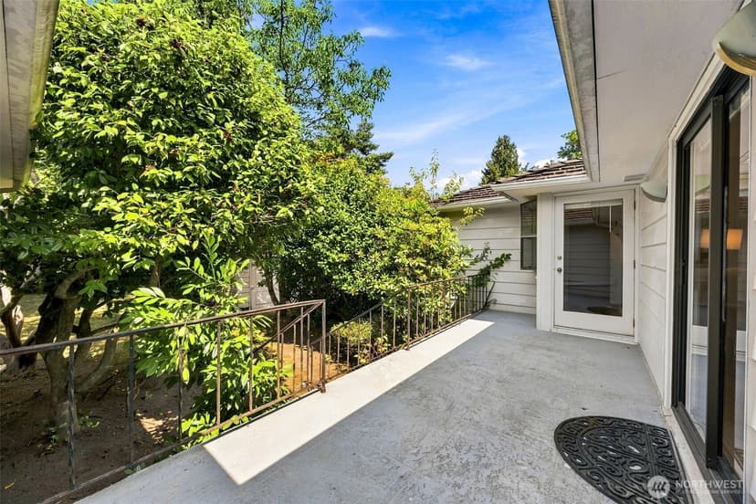 Property photo for 1542 NW 100th Street, Seattle photo 12