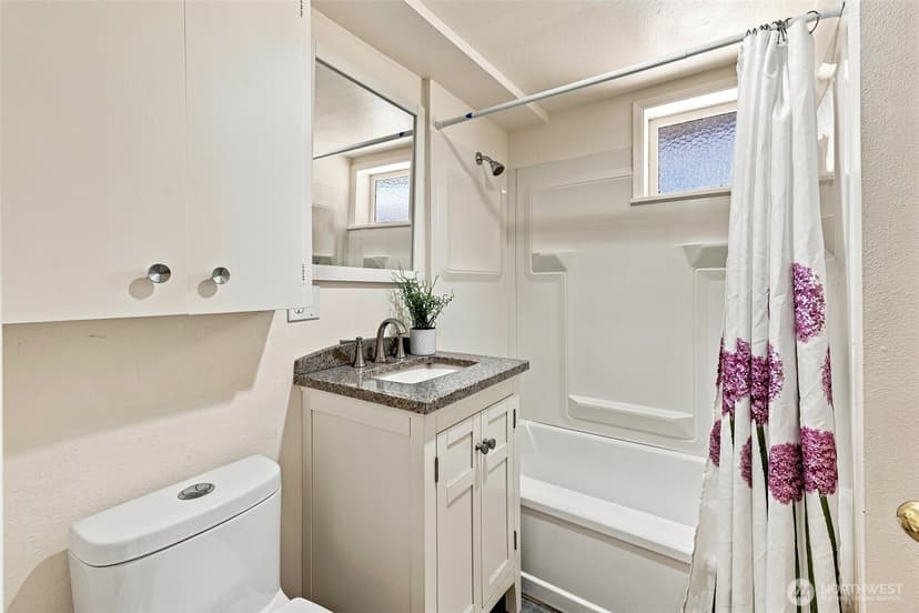 Property photo for 1542 NW 100th Street, Seattle photo 14