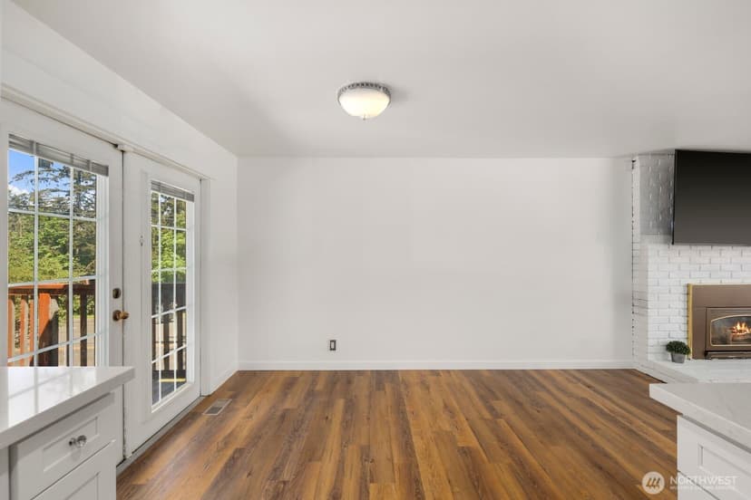 Property photo for 2102 SW 322nd Street, Federal Way photo 14
