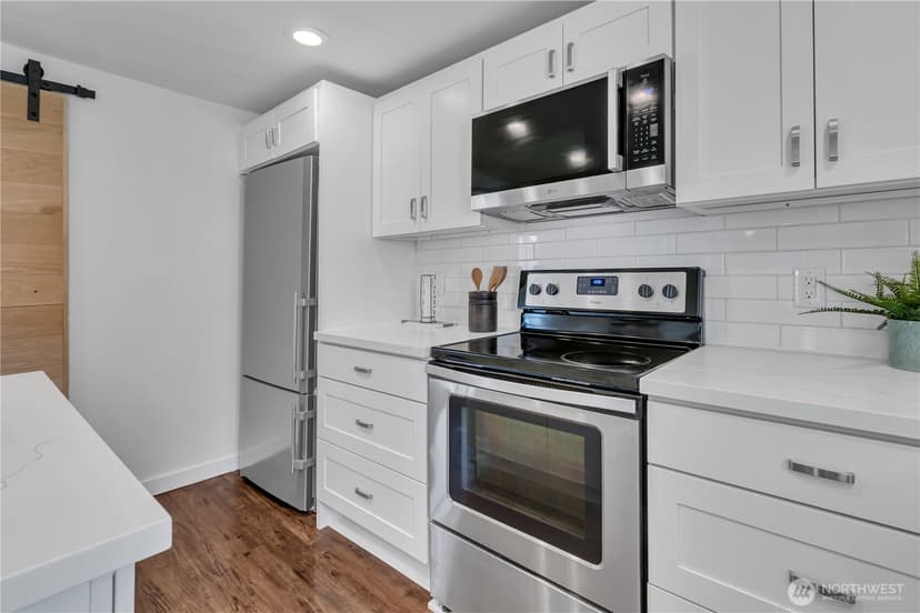 Property photo for 4406 S Othello street, Seattle photo 12