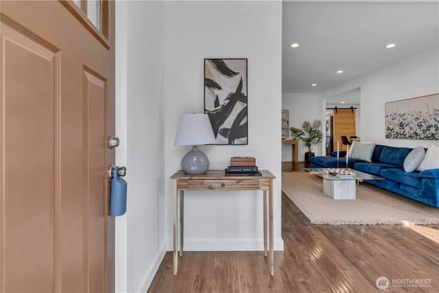 Property photo for 4406 S Othello street, Seattle photo 2