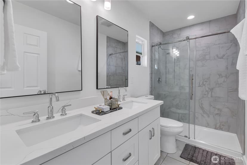 Property photo for 4406 S Othello street, Seattle photo 14
