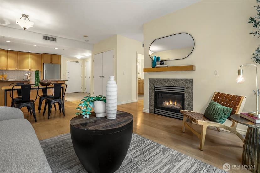 Property photo for 1420 Terry Avenue #304, Seattle photo 9