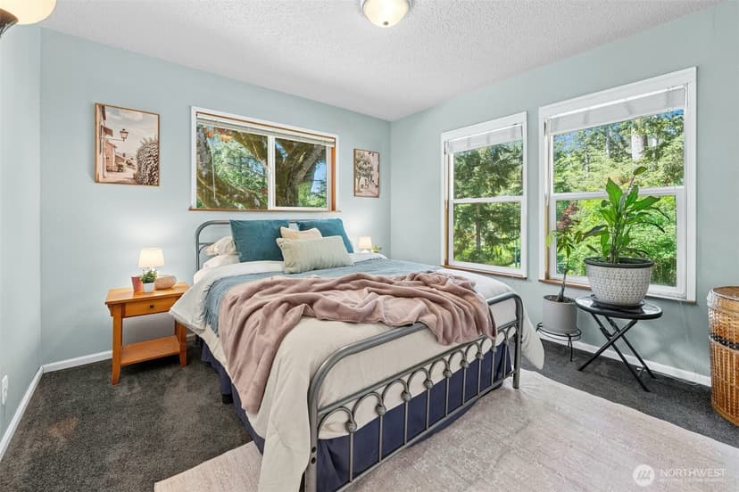 Property photo for 711 Eagle Cliff Rd NE, Bainbridge Island photo 15