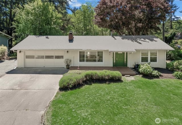 Property photo for 711 Eagle Cliff Rd NE, Bainbridge Island