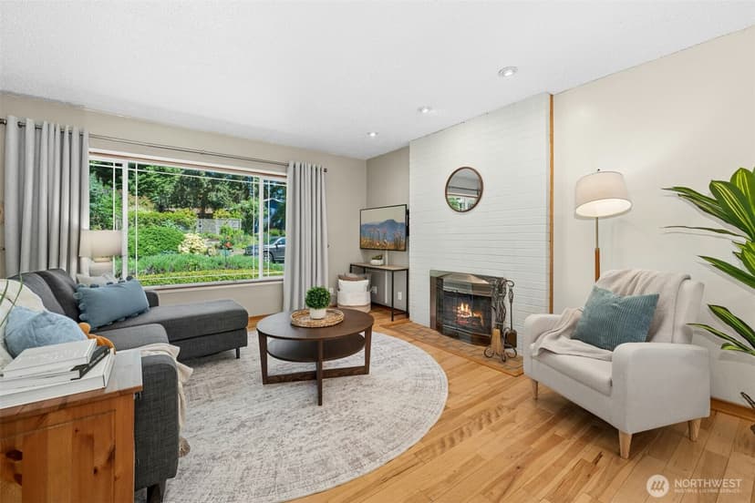 Property photo for 711 Eagle Cliff Rd NE, Bainbridge Island photo 6