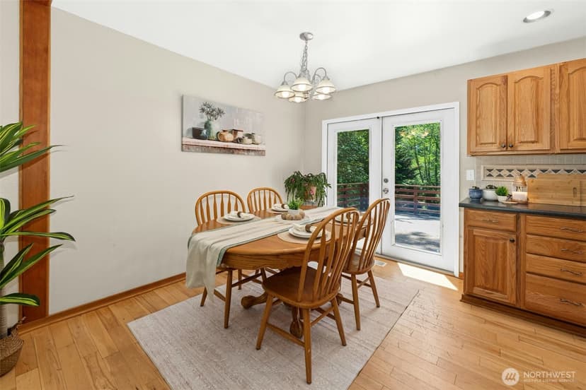 Property photo for 711 Eagle Cliff Rd NE, Bainbridge Island photo 8