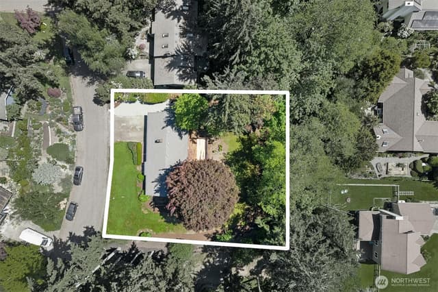 Property photo for 711 Eagle Cliff Rd NE, Bainbridge Island photo 3