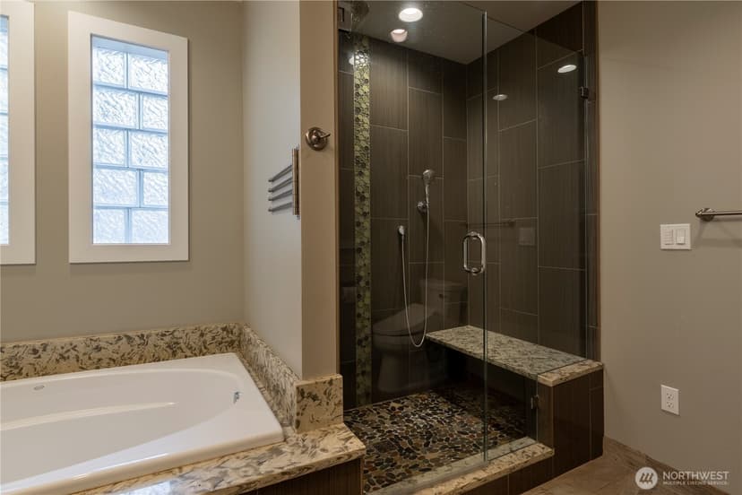 Property photo for 11633 NE 92nd Street, Kirkland photo 11