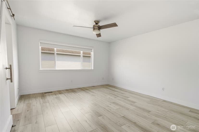 Property photo for 5603 79th Avenue NE, Marysville photo 21